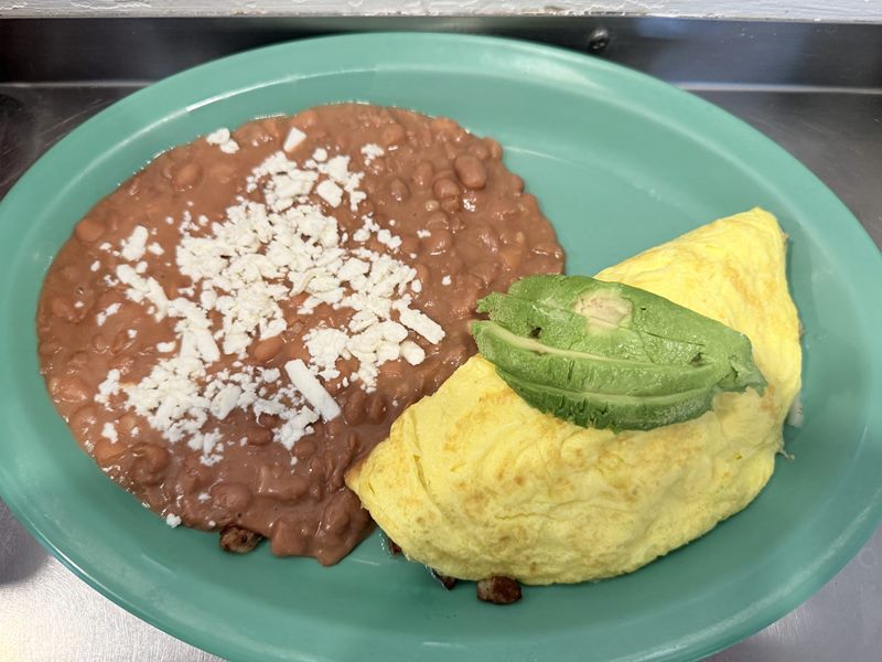 J J's breakfast and burgers food